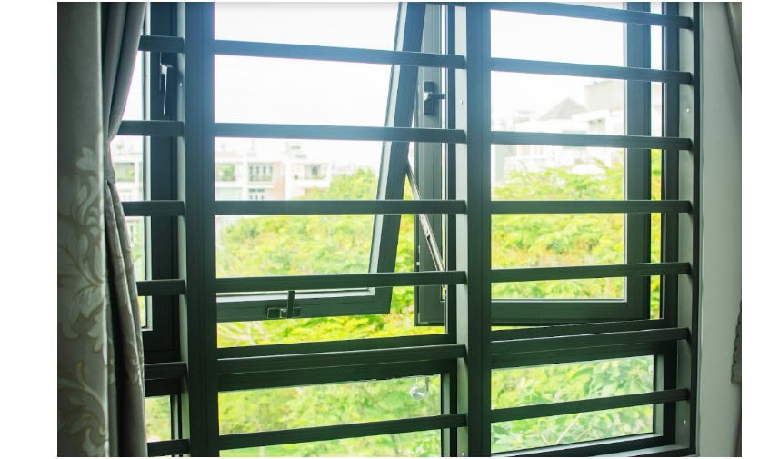cửa sổ mở hất 2 cánh 